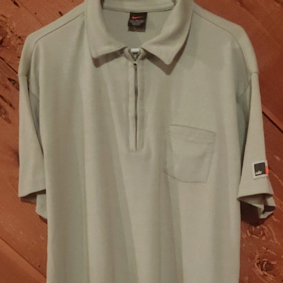 Men's Vintage Nike Golf 1/4 zip Polo size XL - Picture 8 of 8